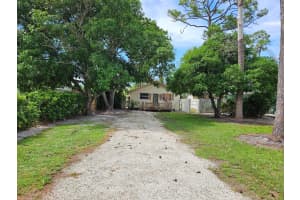 409 Perry Avenue, Greenacres, FL 33463 - MLS#R11131937