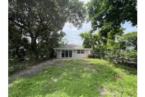 828 S B Street, Lake Worth Beach, FL 33460 - MLS#R11131950