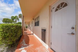 9851 Sandalfoot Boulevard 207, Boca Raton, FL 33428 - MLS#R11131954