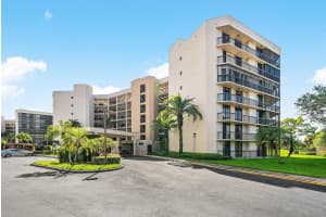 5279 Fountains Drive S 405, Lake Worth, FL 33467 - MLS#R11131966
