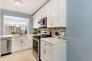 10204 Mangrove Drive, Boynton Beach, FL 33437 - MLS#R11132004