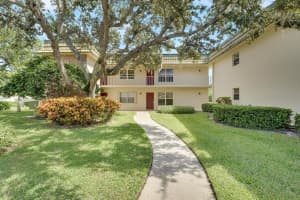 16 Vista Gardens Trail 106, Vero Beach