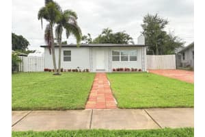 512 Aspen Road, West Palm Beach