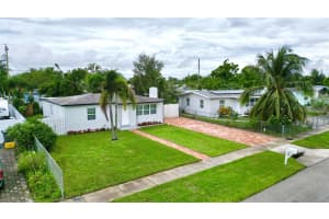 512 Aspen Road, West Palm Beach, FL 33409 - MLS#R11132061