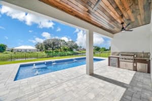 912 SW Bellevue Avenue, Port Saint Lucie, FL 34953 - MLS#R11132239