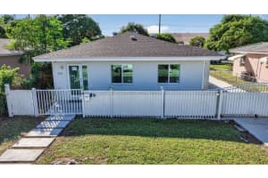 915 S F Street, Lake Worth Beach