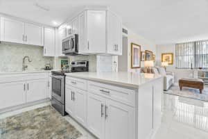 2600 N Flagler Drive, West Palm Beach, FL 33407 - MLS#R11132286