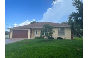 702 SW Amber Terrace, Port Saint Lucie, FL 34953 - MLS#R11132293