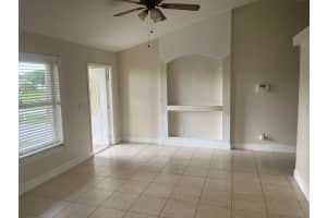 702 SW Amber Terrace, Port Saint Lucie, FL 34953 - MLS#R11132293