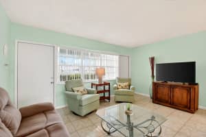 5203 NE 24 Terrace B-105, Fort Lauderdale, FL 33308 - MLS#R11132342