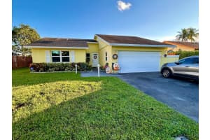 9512 Saddlebrook Drive Drive, Boca Raton, FL 33496 - MLS#R11132356