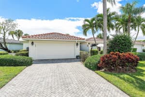 35 Woods Lane, Boynton Beach, FL 33436 - MLS#R11132362