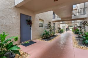 7500 NW 30th Place 123, Sunrise, FL 33313 - MLS#R11132376