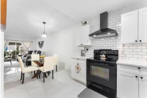 7500 NW 30th Place 123, Sunrise, FL 33313 - MLS#R11132376