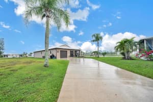 8 Nuestra Isla, Fort Pierce, FL 34951 - MLS#R11132427
