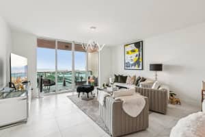 2640 Lake Shore Drive 2008, Riviera Beach, FL 33404 - MLS#R11132432