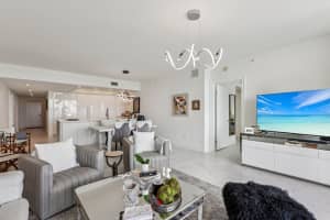 2640 Lake Shore Drive, Riviera Beach, FL 33404 - MLS#R11132432