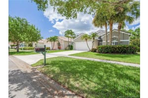 7007 SE Twin Oaks Circle, Stuart, FL 34997 - MLS#R11132496