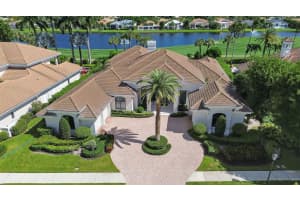 38 St. Thomas Drive Palm Beach Gardens, FL 33418 - Off Market
