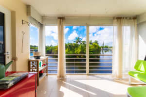 3010 NE 16th Avenue 303, Oakland Park, FL 33334 - MLS#R11132511