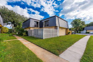 2429 Waterside Drive, Lake Worth