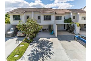 112 Nw 45th Avenue, Deerfield Beach