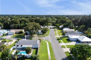 2490 4th Place, Vero Beach, FL 32962 - MLS#R11132560