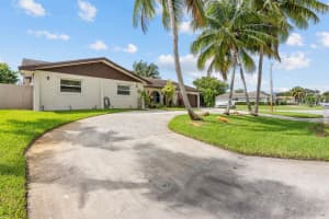 4430 Gardenia Drive, Palm Beach Gardens, FL 33410 - MLS#R11132565