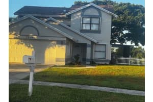 3858 Circlr Lake Dr Drive, West Palm Beach, FL 33417 - MLS#R11132572