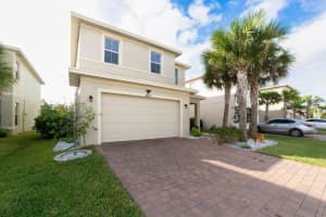 1621 NW Cataluna Circle, Port Saint Lucie, FL 34986 - MLS#R11132574