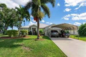 1817 SW Davis Street, Port Saint Lucie, FL 34953 - MLS#R11132575