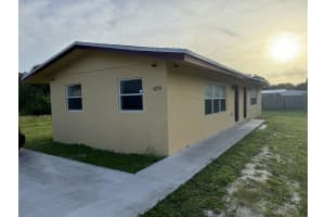 4250 25th Avenue B, Vero Beach, FL 32967 - MLS#R11132587