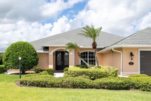 1125 45th Court SW, Vero Beach, FL 32968 - MLS#R11132592