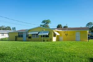 8006 Santana Avenue, Fort Pierce, FL 34951 - MLS#R11132594