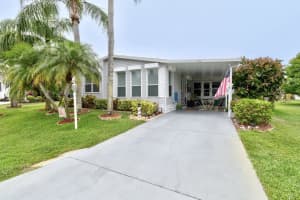 7648 Kyak Court Q16, Micco, FL 32976 - MLS#R11132605