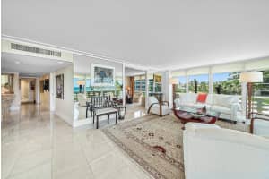 100 Sunrise Avenue 303, Palm Beach, FL 33480 - MLS#R11132625