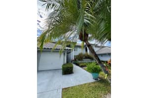 11603 Briarwood Circle 1, Boynton Beach, FL 33437 Sold 12/09/25