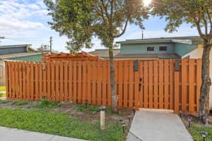 1100 Manor Drive, Palm Springs, FL 33461 - MLS#R11132706