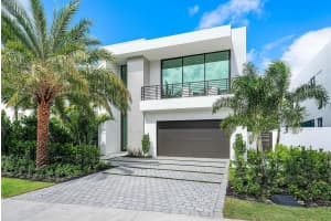 721 Lake Avenue N, Delray Beach, FL 33483 - MLS#R11132766