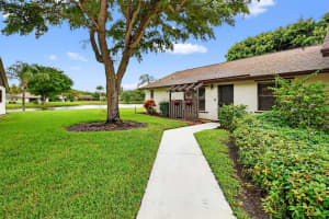 73 Via De Casas Norte, Boynton Beach, FL 33426 - MLS#R11132808