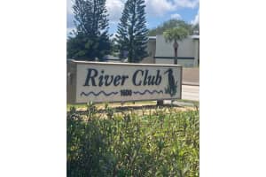 1600 Se Dixie Highway 13-204, Jensen Beach