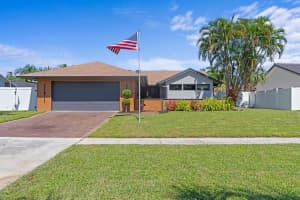 401 S Country Club Boulevard, Boca Raton, FL 33487 - MLS#R11132854