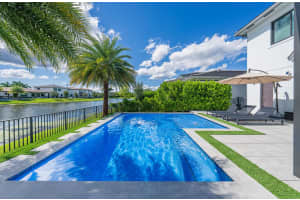 10826 Oceano Way, Parkland, FL 33076 - MLS#R11132862