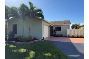 5751 Mirror Lakes Boulevard, Boynton Beach