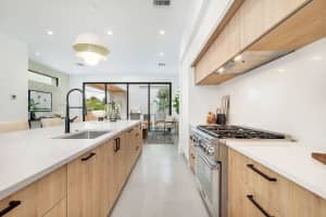 1933 Dock Street, West Palm Beach, FL 33401 - MLS#R11132896