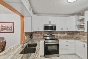 9244 Flynn Circle 2, Boca Raton, FL 33496 - MLS#R11132915
