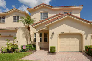8108 Carnoustie Place, Port Saint Lucie