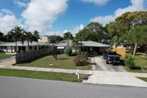 910 SE 3rd Avenue, Delray Beach, FL 33483 - MLS#R11132971