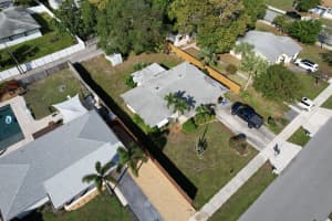 910 SE 3rd Avenue, Delray Beach, FL 33483 - MLS#R11132971