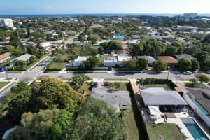 910 SE 3rd Avenue, Delray Beach, FL 33483 - MLS#R11132971